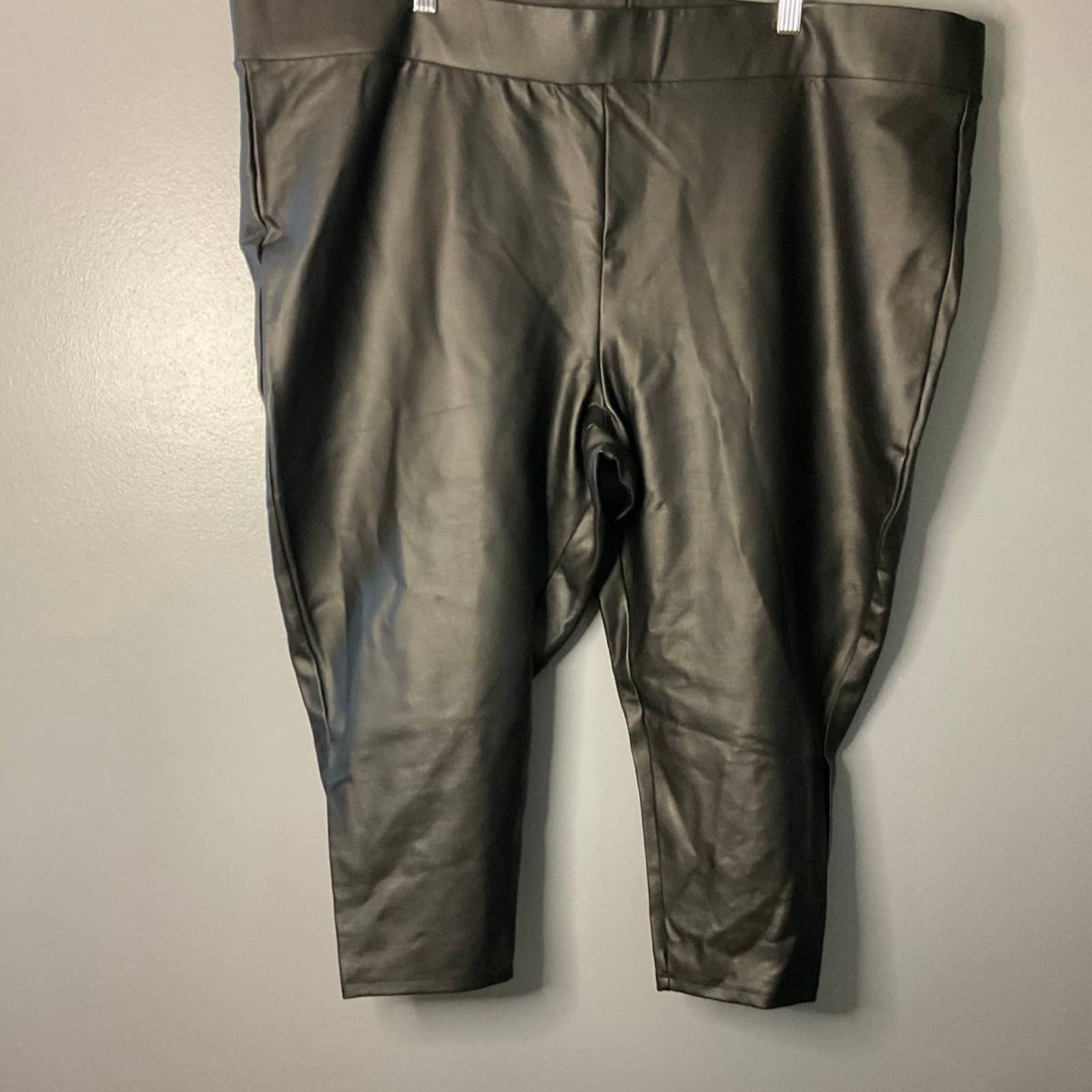 Leather Torrid Capri Pants Size 4
